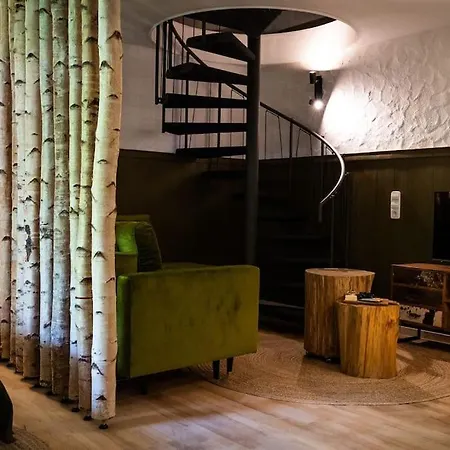 Apartment Woodwood Near Airport Stuttgart
